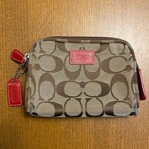 Coach w/ Cs Change Purse